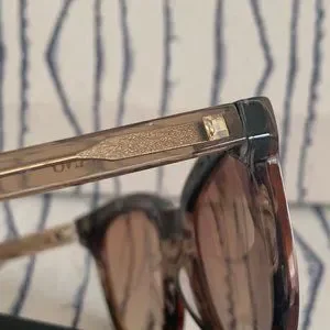 NIB - VERA WANG Cat Eye Sunglasses Vera Wang | Accessories | Nib Vera Wang Cat Eye Sunglasses  main image 2